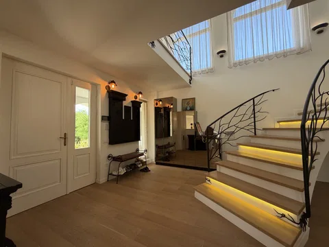 Vilă de Lux cu Teren Generos de 2.108 mp – Florești - fotografie 6