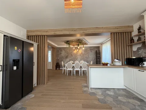 Vilă de Lux cu Teren Generos de 2.108 mp – Florești - fotografie 10