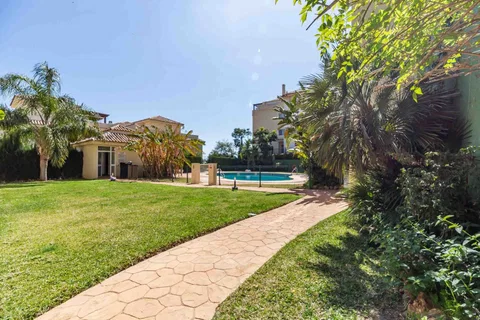 🌊 Penthouse de Vis între Marbella și Fuengirola: Unde Marea Mediterană îți bate - fotografie 18
