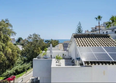Mediterranean Breeze | Vilă Individuală Exclusivistă la 500m de Mare - fotografie 11