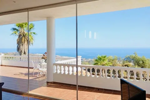 Vila superba, 47 km de Malaga, vedere spre mare - fotografie 9