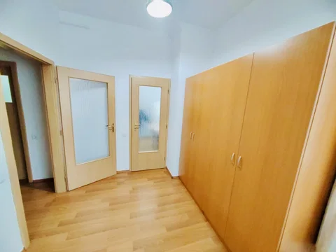 Apartament modern, 1 camera, 38 m2 utili - fotografie 2