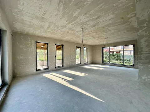 Casa superba in Salicea, 245 m2 utili, 600 m2 teren - fotografie 2