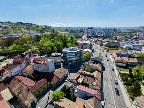 Oportunitate Imobiliară Premium în Inima Orașului - fotografie 2