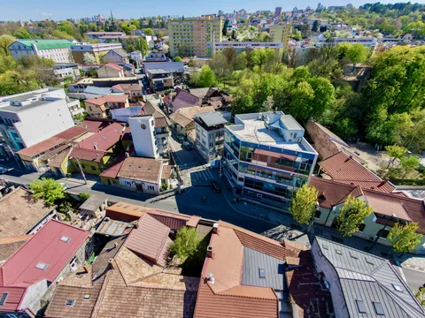 Oportunitate Imobiliară Premium în Inima Orașului - fotografie 3