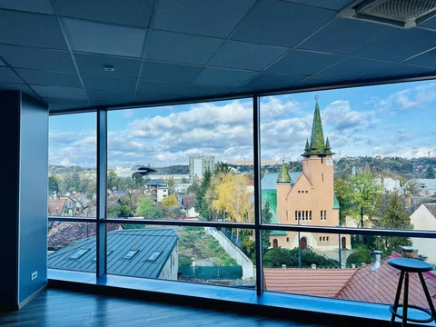 Oportunitate Imobiliară Premium în Inima Orașului - fotografie 11