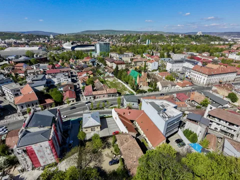 Oportunitate Imobiliară Premium în Inima Orașului - fotografie 15
